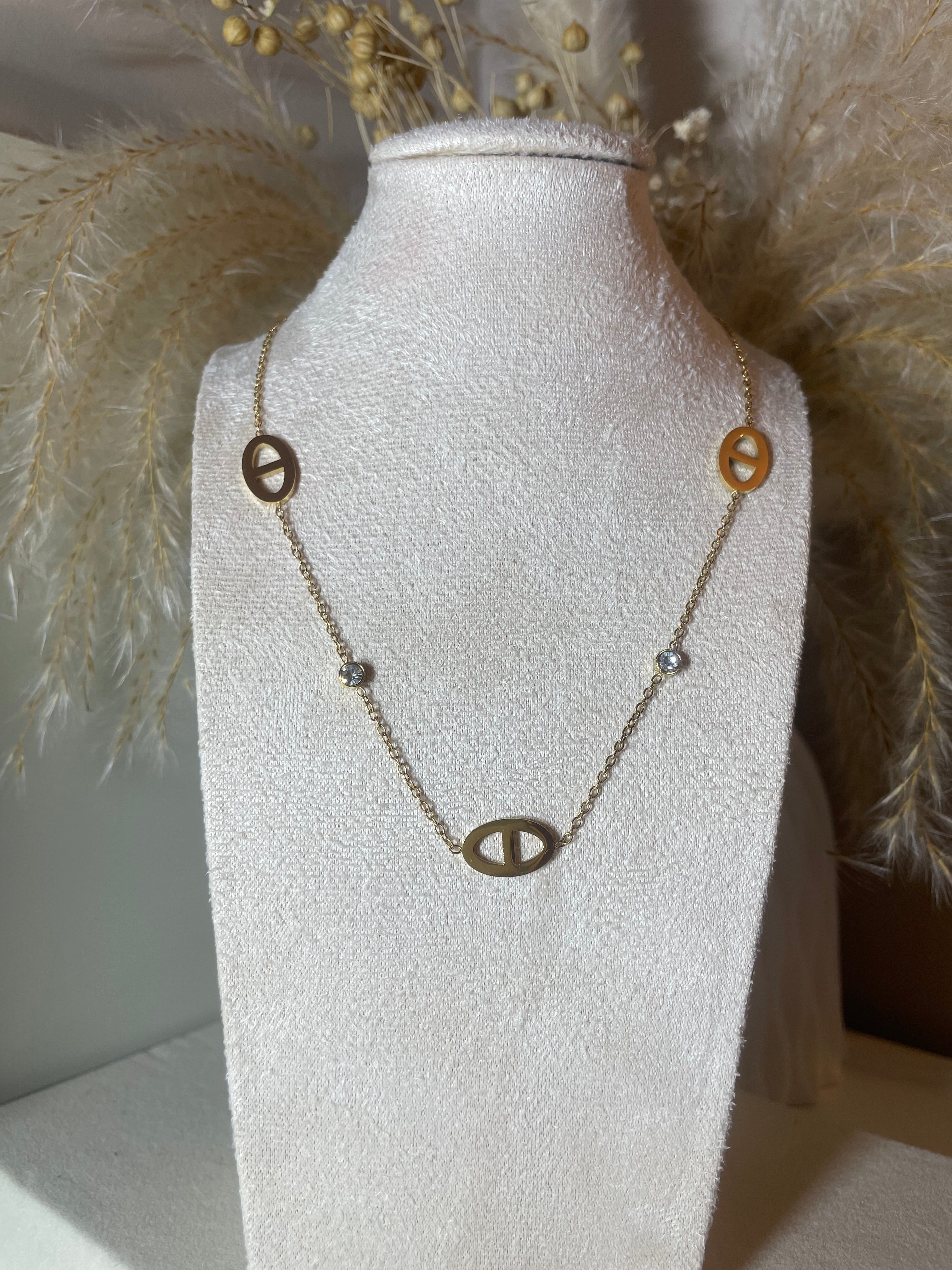 Collier Clara